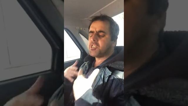 Все ищут это песня 2018 красиво поет😀🤣 смотреть онлайн
