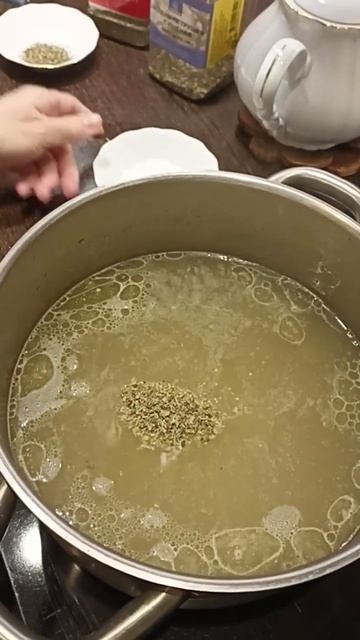 #Суп #лапша на #курином #бульоне 🥵 #Shorts #soup #noodles смотреть онлайн