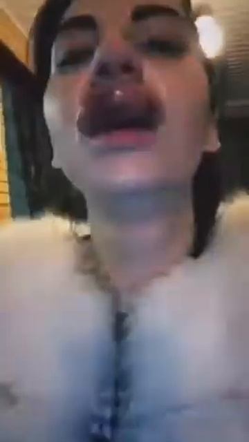 лицо похожее на жопу обезьяны смотреть онлайн