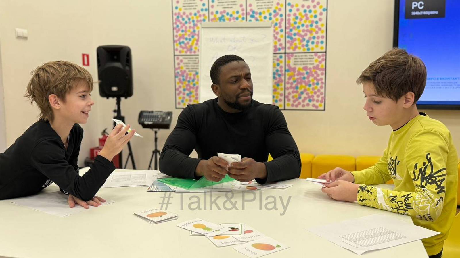 Talk & Play -разговорный клуб для детей