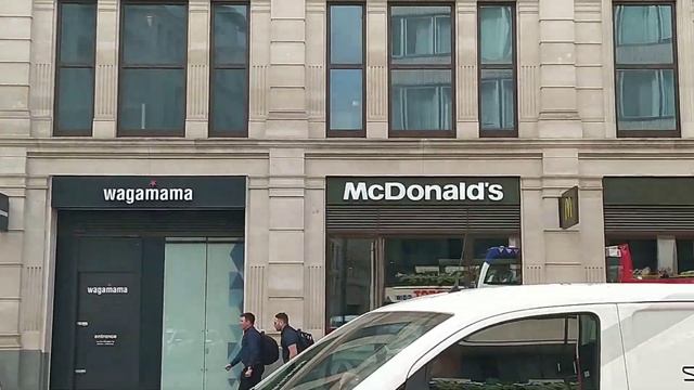 Болталка и Ходилка в Square Mile of London. Часть 2я. смотреть онлайн