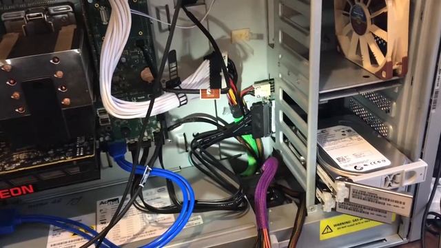 Sun Ultra 40 / 45 HDD Backplane смотреть онлайн