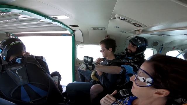 Tandem Skydiving Video - Skydive Jurien Bay - Jodie Glatz смотреть онлайн