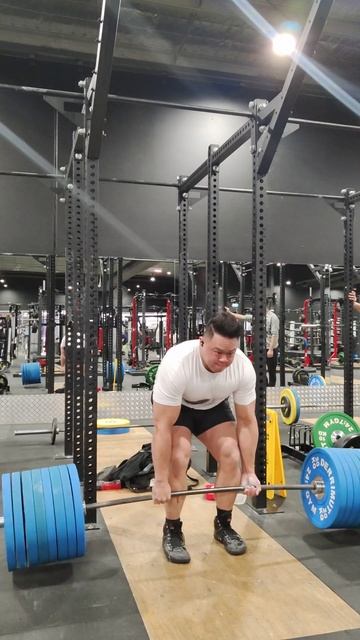 340KGS/748LBS DEADLIFT AND PLATES FALL OFF 🥲🥲🥲 смотреть онлайн