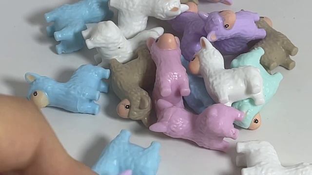 Mini Alpaca Figurines смотреть онлайн