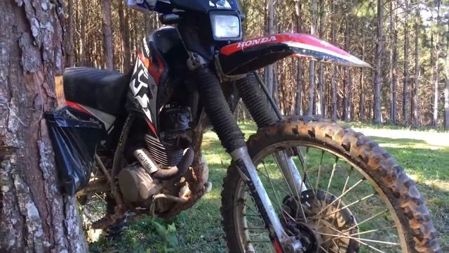 XR 200 equipada | pico das conchas CB смотреть онлайн