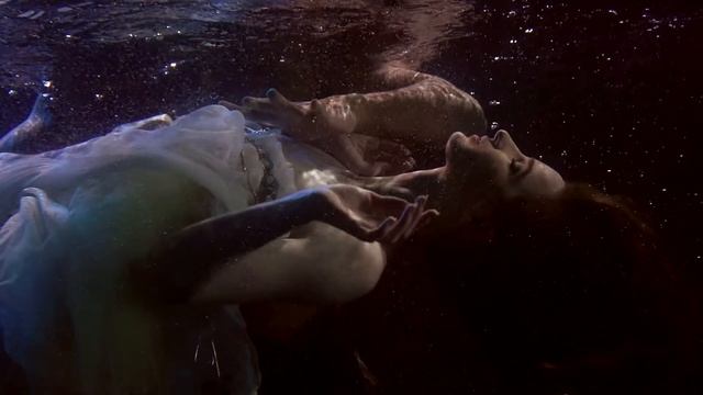 кофе с молоком (подводная съёмка)