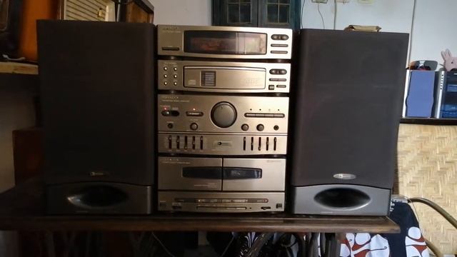 SHARP CD - K6300 Mini component system. смотреть онлайн