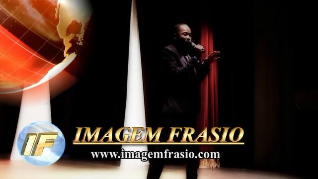 PUTO PORTUGUES EM PALCO NA GALA  MISS ANGOLA BENELUX 2011