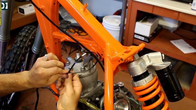 KTM 300 build part 19: Dirt bike assembly continues, we are getting closer ;) смотреть онлайн