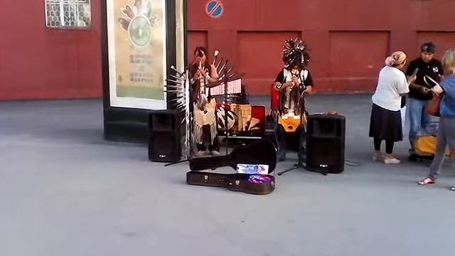 Equador Artist (Indians) в Новосибирске ( мелодия 6 ) смотреть онлайн