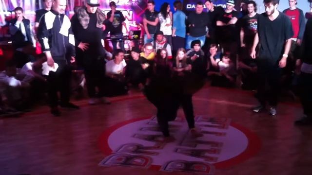 Rondo & Stoks vs 5000 vs Hunters Fresh (brandbattle) смотреть онлайн