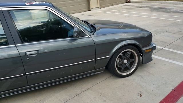1987 BMW 325i 6.0 LS Swap смотреть онлайн