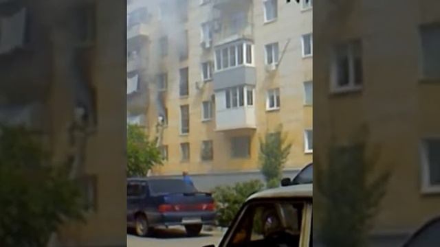 Копия видео "Волгоград страшный пожар на цпкио 2017" смотреть онлайн