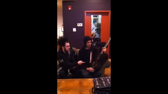 Wayne Static interviews Ashes смотреть онлайн
