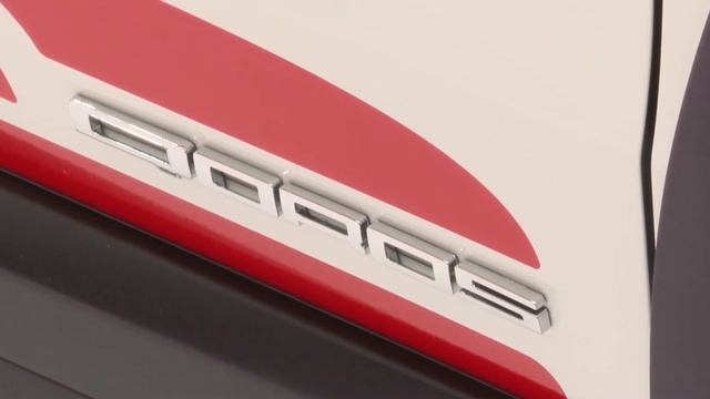 Geneva International Motor Show 2015 - Qoros 3 City SUV | AutoMotoTV