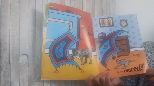 Story time - The Cat Sat On The Mat смотреть онлайн