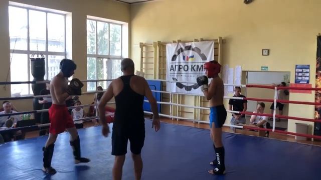 Ляшенко Федор WTKA K-1 Dnipro красный угол