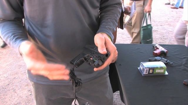 LaserMax Genesis Rechargeable Laser смотреть онлайн