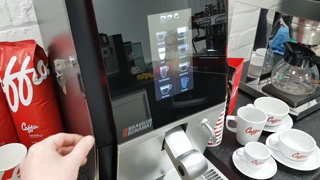 Bravilor Esprecious Coffee Machine Demo Guide & Review смотреть онлайн