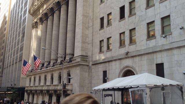 Wall Street - центр мировых денег - Нью Йорк смотреть онлайн