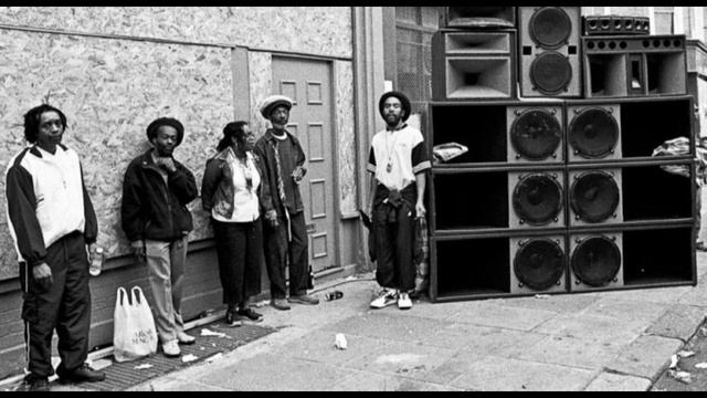 Drum And Bass - Bristol Waves