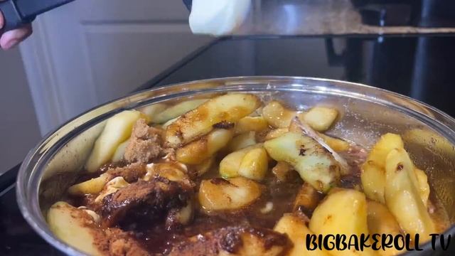 Mini Apple Cobblers | BIGBAKEROLL TV - Episode 22 смотреть онлайн