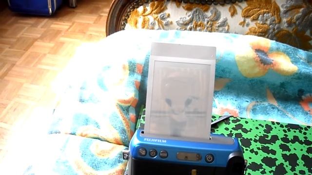 Mon cadeau d'anniversaire: Fujifilm Instax Mini 70 (unboxing) Mai 2017 смотреть онлайн