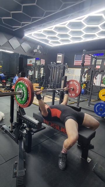 142.5 kg/ 314 lb Paused Bench Max #shorts смотреть онлайн