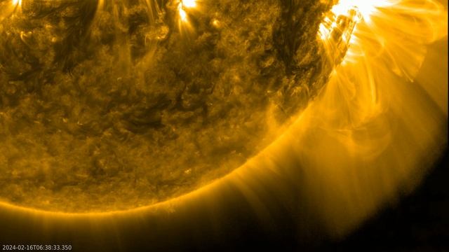 Ответ:  Солнце, солнечные лучи, космос ...