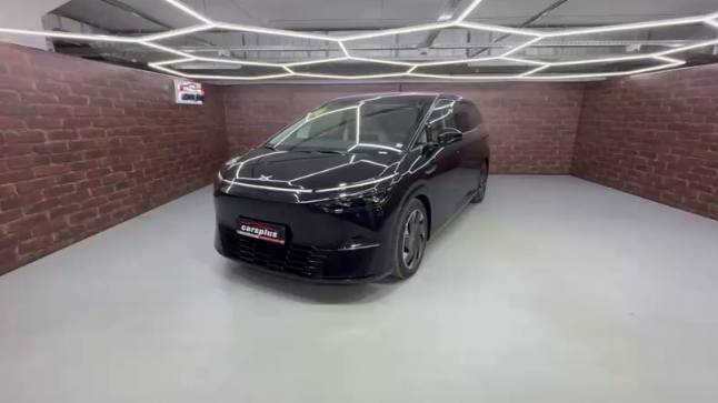 В наличии Xpeng X9👇