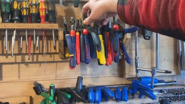 Hambridge Cycles EP3. Tools and Things смотреть онлайн