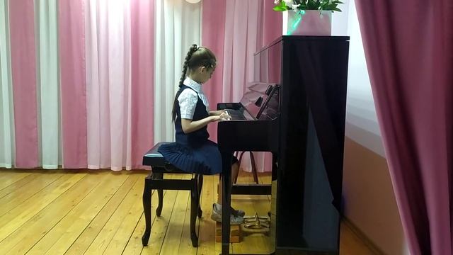 Вариации на песенку Чижик, исп. Кубай Вера смотреть онлайн