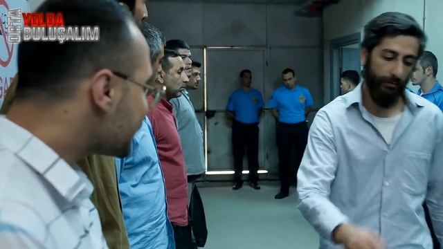Cio , Necip - O Sakatı Arabadan İndirip Öyle Arayın | Sıfır Bir смотреть онлайн