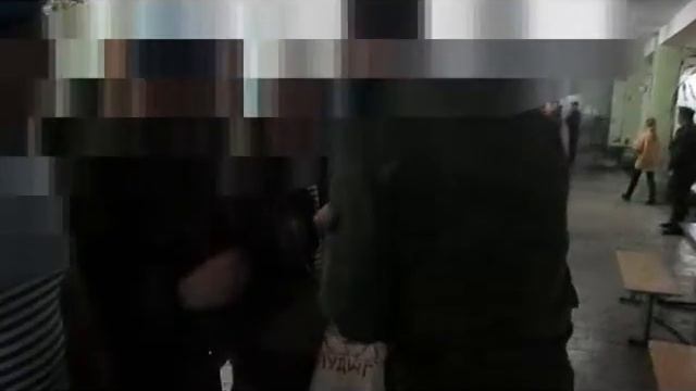 Вручение шевронов бойцам ополчения под новый год смотреть онлайн