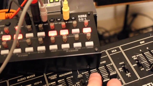 Slow Acid Funk Test Session (Roland SH2, Korg SQ-1, Elektron Analog Rytm, Korg Kaoss Pad 3)