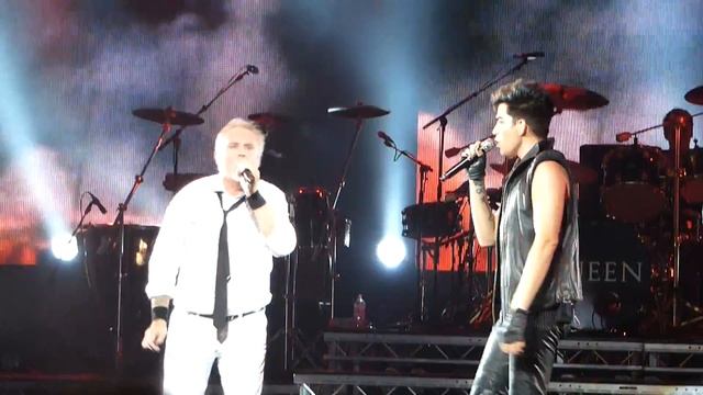 Queen & Adam Lambert - Under Pressure смотреть онлайн