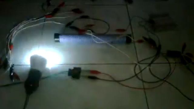 Testing Super Joule Thief - 1 смотреть онлайн