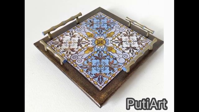 Декоративная подставка на ножках для ароматной чашечки кофе. Оригинальный интерьерный подарок.