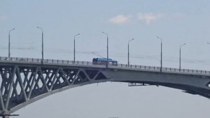 Троллейбус на мосту Саратов-Энгельс
