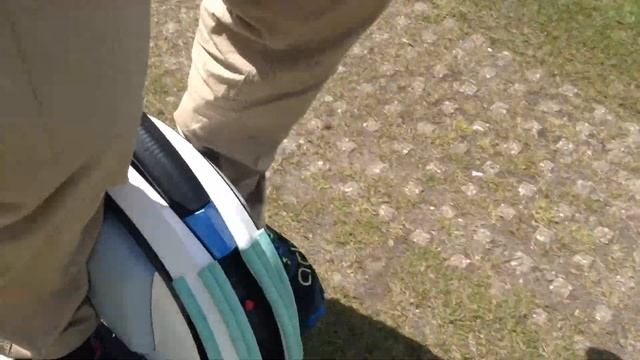 Ninebot One E+ Quick spin in Cornwall caravan park. смотреть онлайн