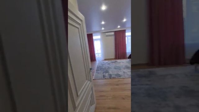 Продается 2-этажный с евро-ремонтом , площадью 150 кв.м.