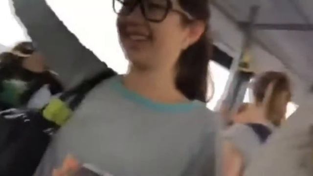 В Автобусе с голосятами) смотреть онлайн