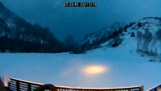 Cherry Peak Snowcat Webcam смотреть онлайн