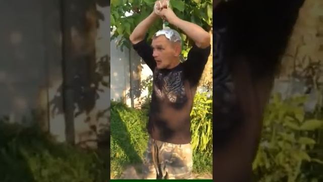 Моет голову майонезом смотреть онлайн