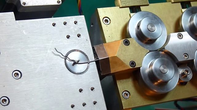(Desktop)CNC-wire-bending-machine_02 смотреть онлайн