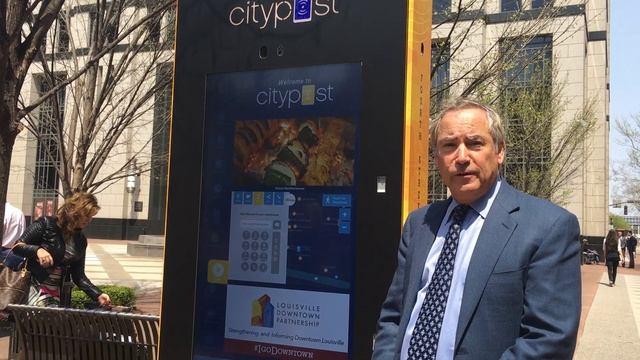 Smart City Media's Mike Mainthow demonstrates how the kiosk works смотреть онлайн