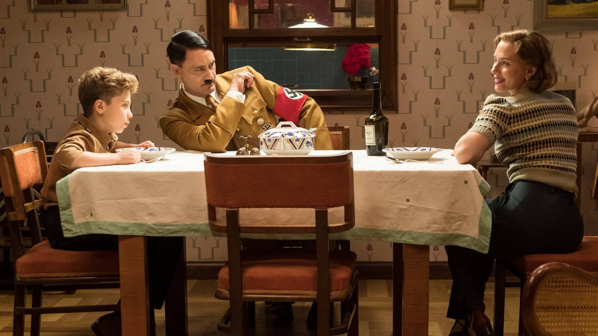 Кролик Джоджо (2019) — Русский трейлер смотреть онлайн