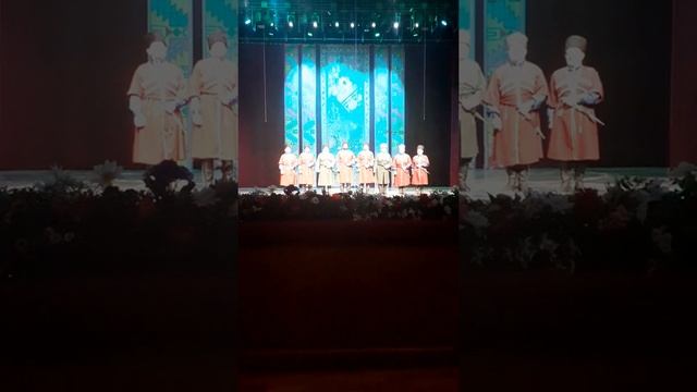 Карабудахкентский районный центр культуры. Песни нашей юности. смотреть онлайн