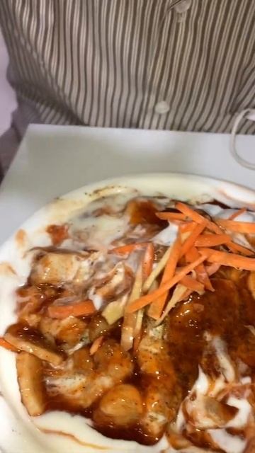 Bhalla Papdi Chaat with Banana Chutney ❤️| Indian Street Food | Dhai Vada #shorts #trending смотреть онлайн